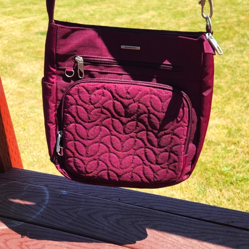 Purse by Travelon